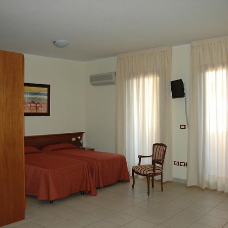 Hotel Residence Al.Pa. Reggio di Calabria Bagian luar foto