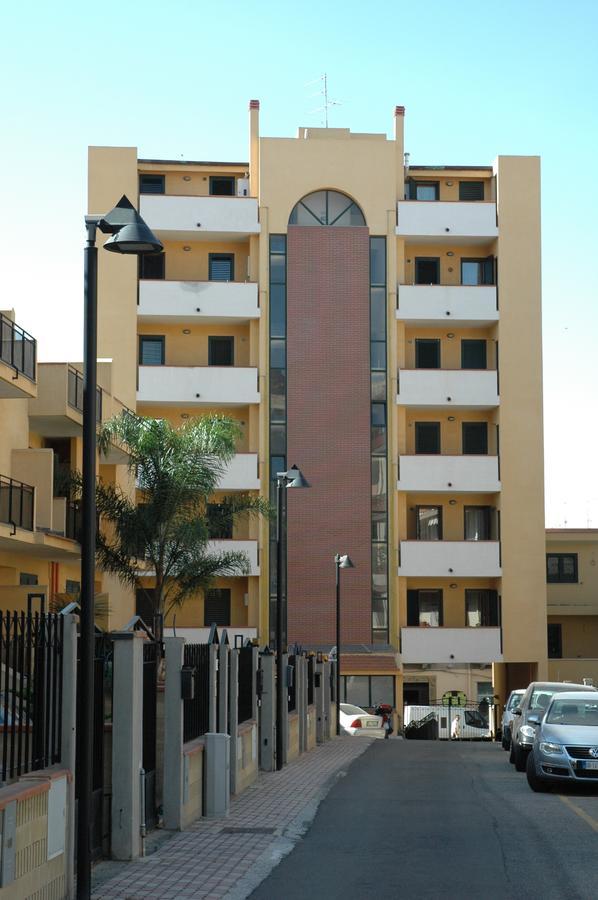 Hotel Residence Al.Pa. Reggio di Calabria Bagian luar foto